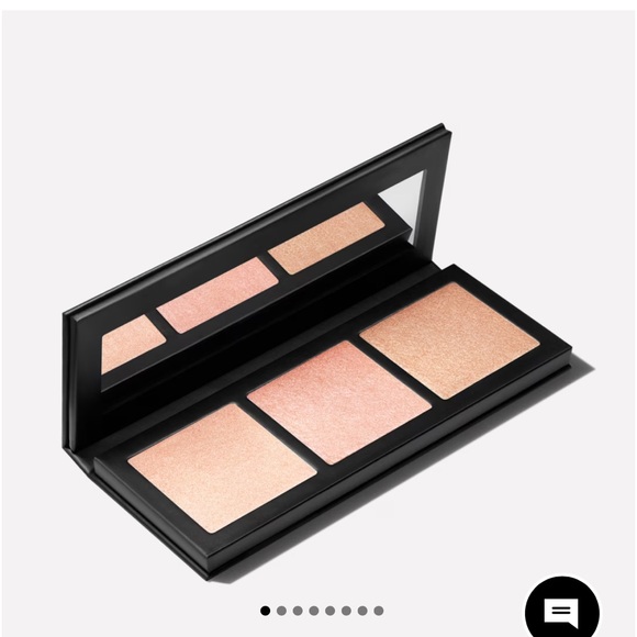 MAC Cosmetics Other - MAC HYPER REAL GLOW FLASH+ AWE